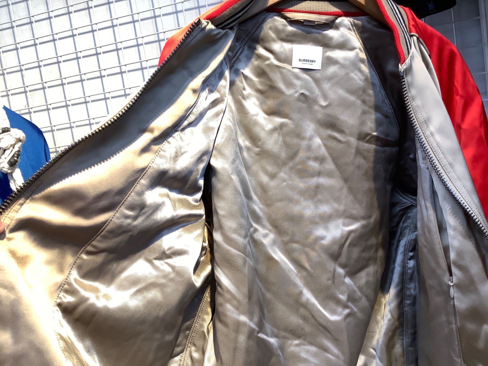 BURBERRY　スタジャン　コレクションモデル BURBERRY スタジャン コレクションモデル 【公式通販】