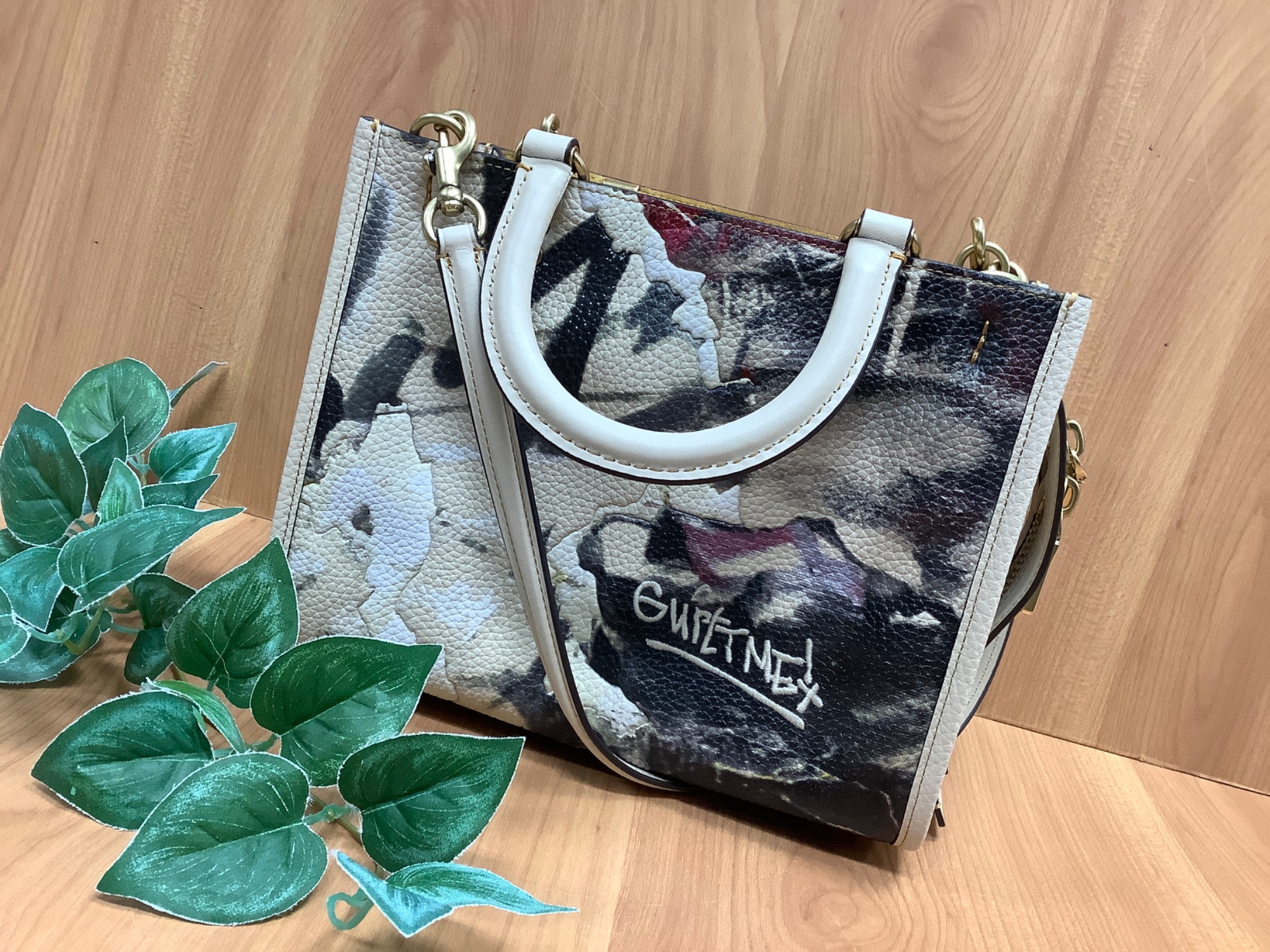 コーチMint & Serf （ミント&サーフ）