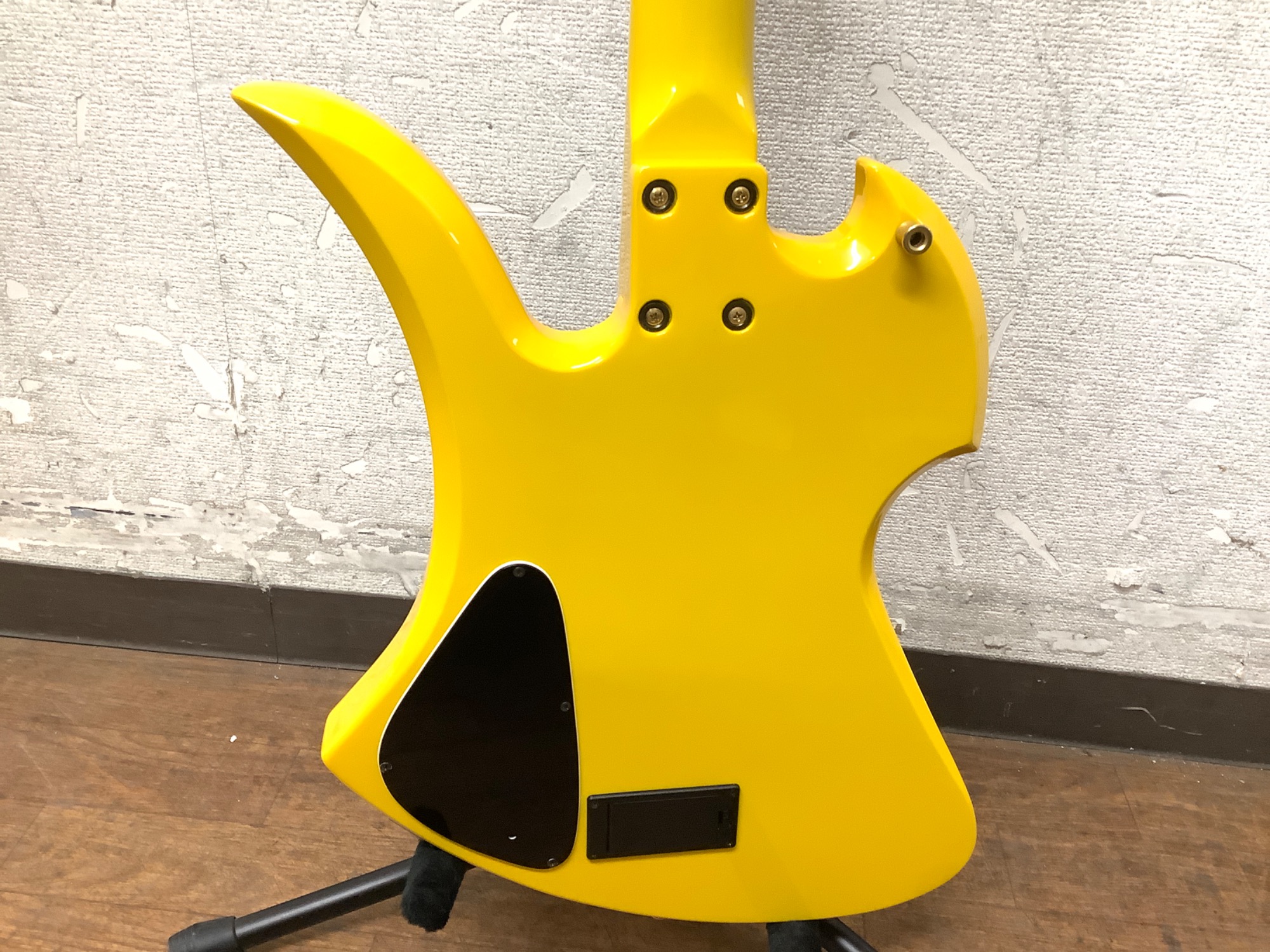 愛される一本】Burny（バーニー）MG-145 hide MODEL YELLOW HEART が