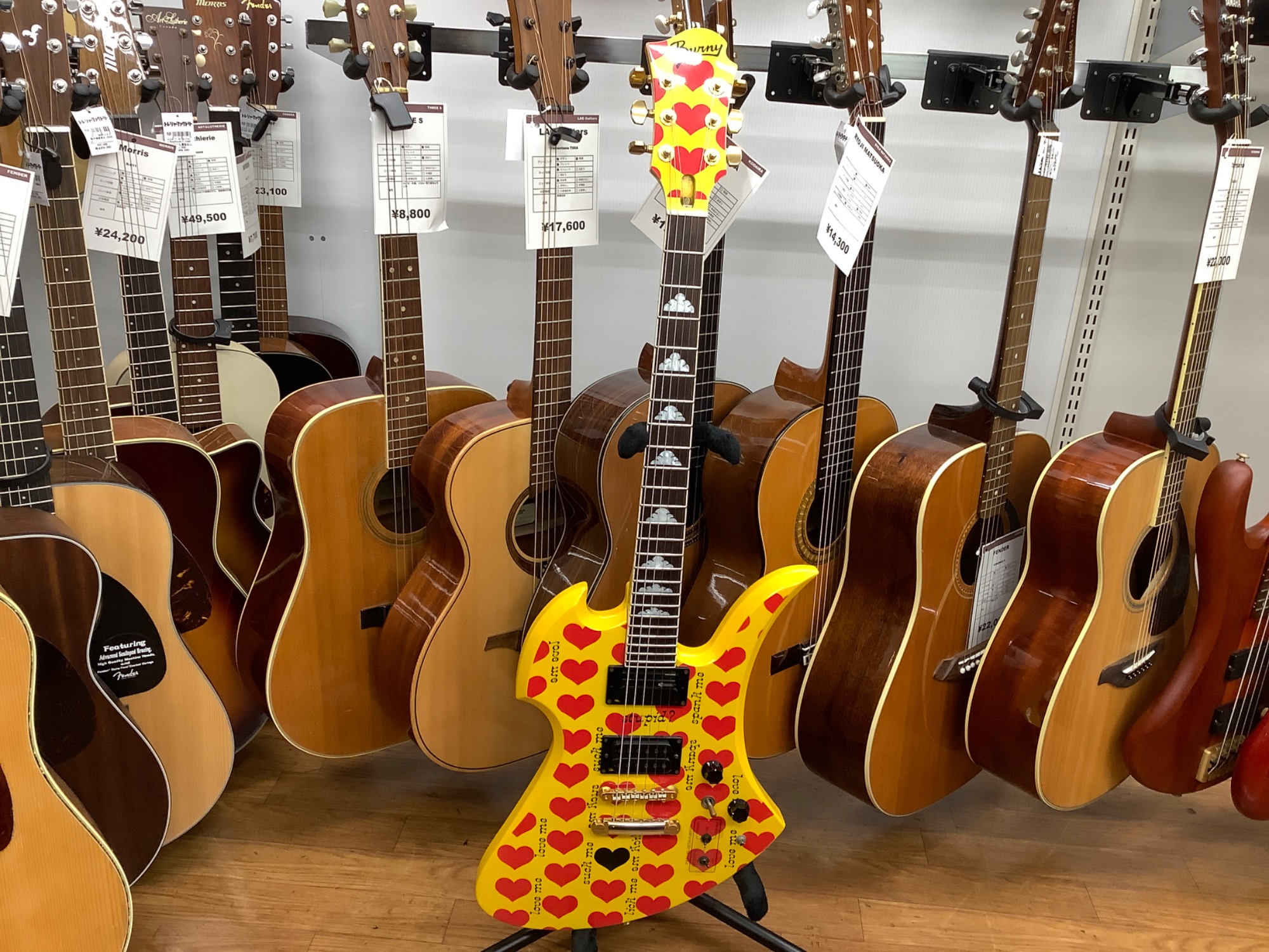 愛される一本】Burny（バーニー）MG-145 hide MODEL YELLOW
