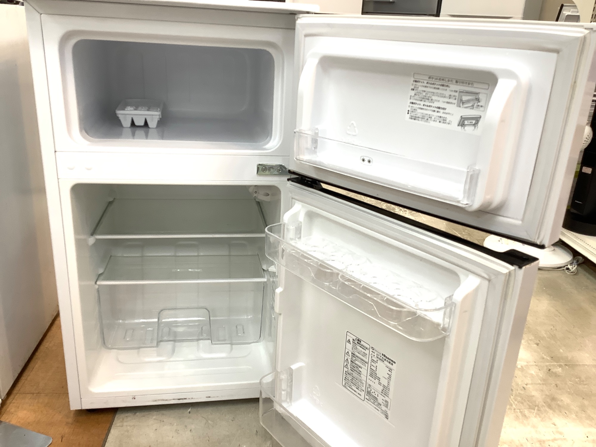 【名古屋市受け渡し歓迎】美品 Hisense ハイセンス 冷蔵庫 激安冷蔵庫あります!!】 Hisense(ハイセンス)2ドア冷蔵庫 が