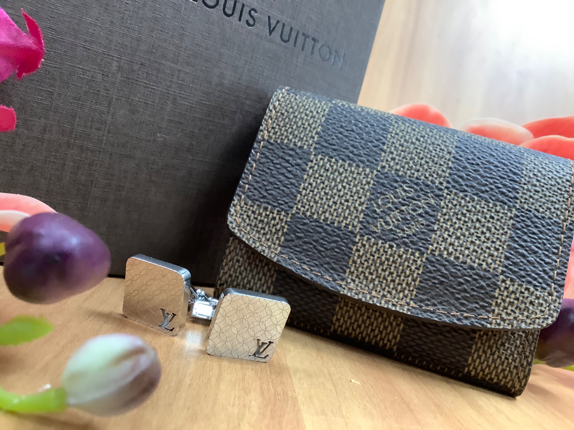 手元からオシャレを】Louis Vuitton（ルイヴィトン）カフス