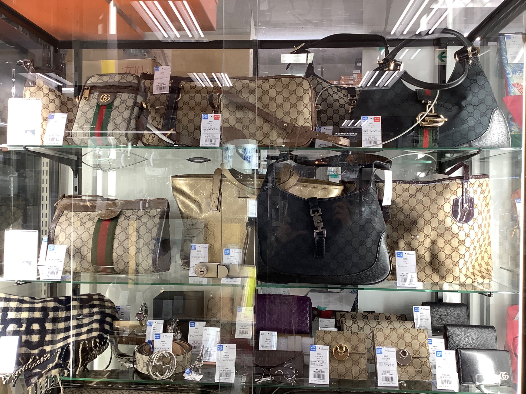 OLD GUCCI】GGラインのショルダーバッグが入荷いたしました