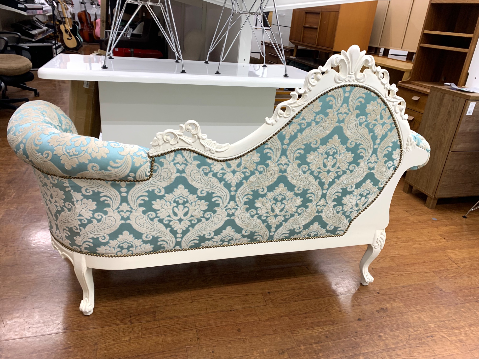 ロココ調ソファー】2人掛けソファー シェーズロング ロココ調 が入荷