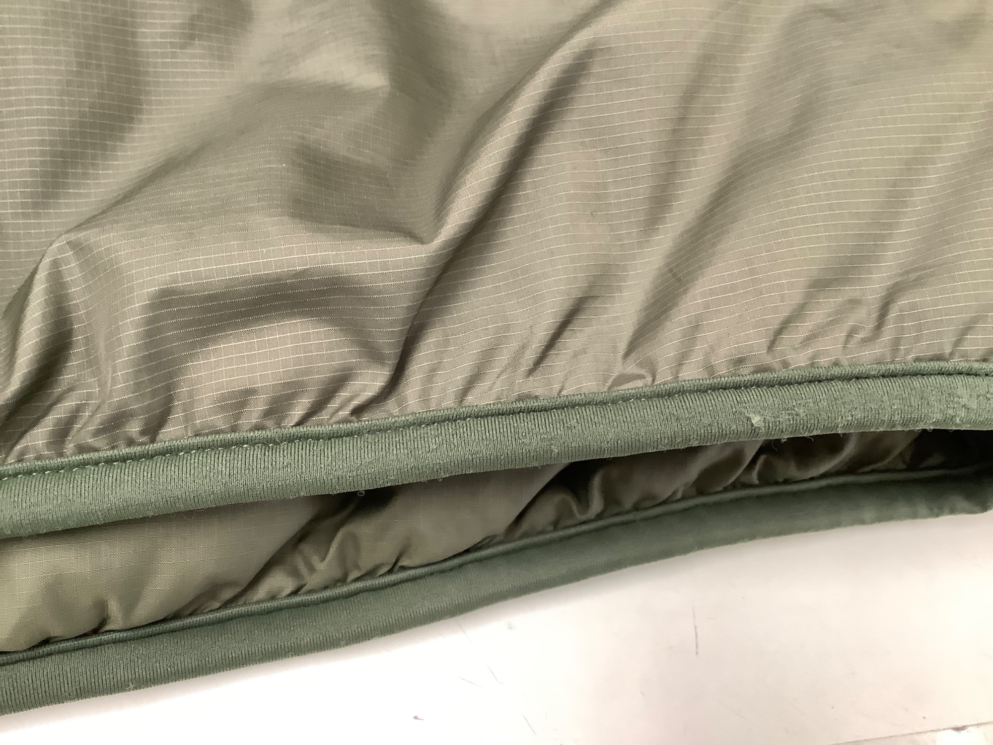 Patagonia (パタゴニア)】 MARSパフボールベスト グリーン サイズXL が