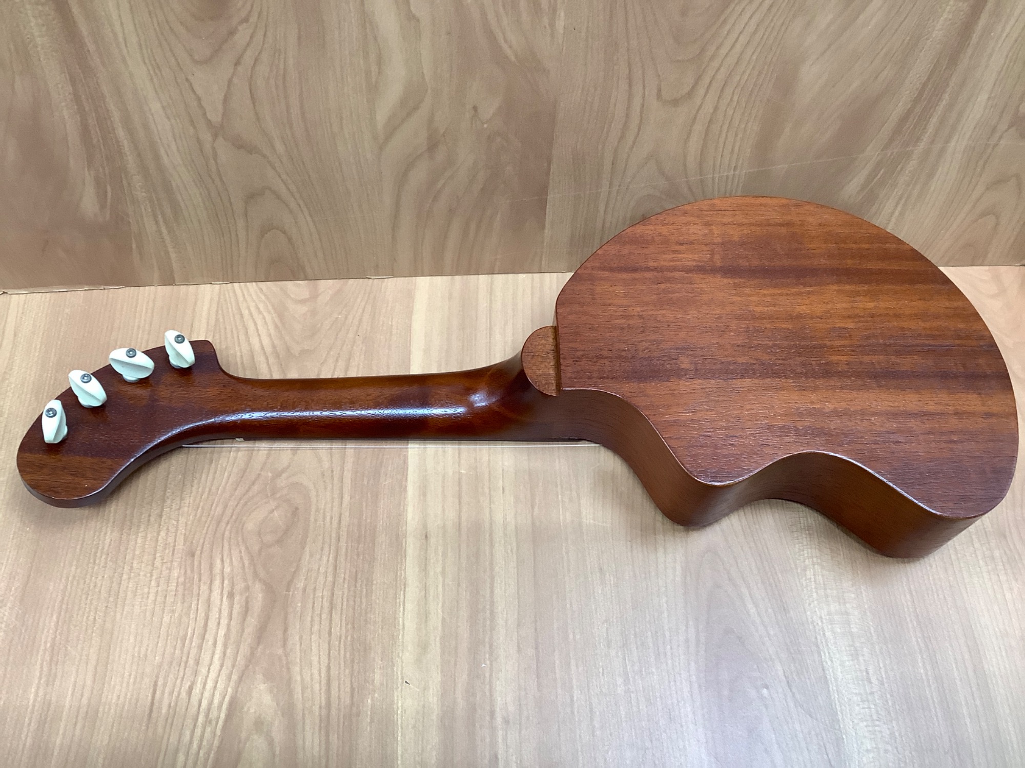 FERNANDES（フェルナンデス）】ウクレレ ZO-LELE が入荷しました