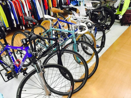 自転車のクロスバイク