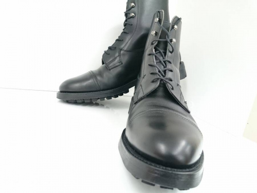 メンズファッションのTRICKER'S
