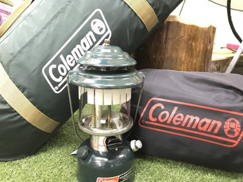 アウトドアのキャンプ用品