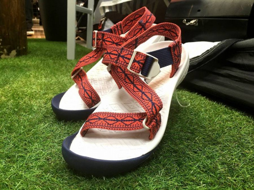 メンズファッションのColumbia