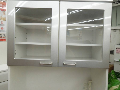 レンジボードの食器棚