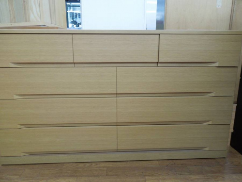 府中家具のチェスト