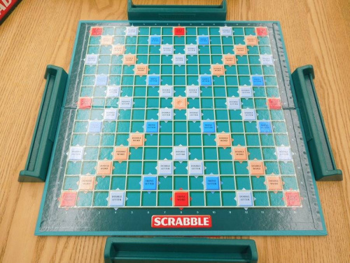 ボードゲームのスクラブル