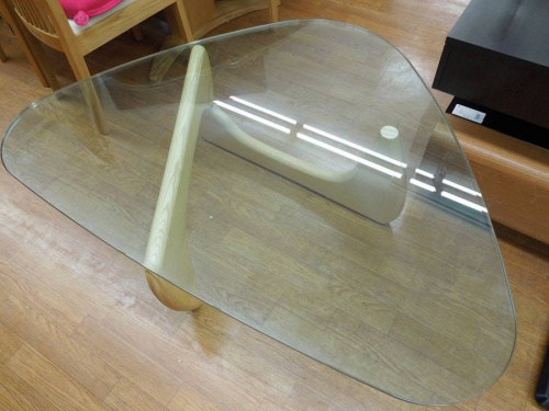 家具・インテリアのリビングテーブル