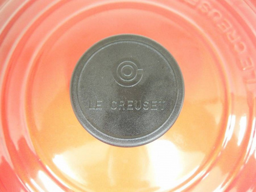 両手鍋のLE CREUSET