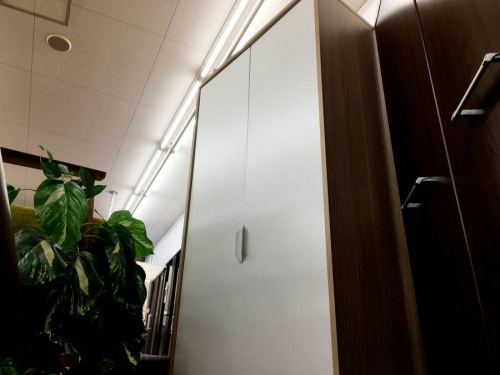 家具・インテリアのワードローブ