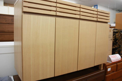家具・インテリアのキャビネット