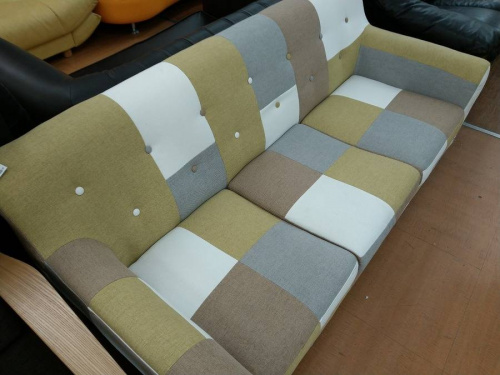 パッチワークソファーの日野橋家具
