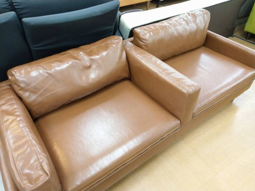 3人掛けソファーの日野橋家具