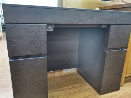 家具・インテリアのドレッサー