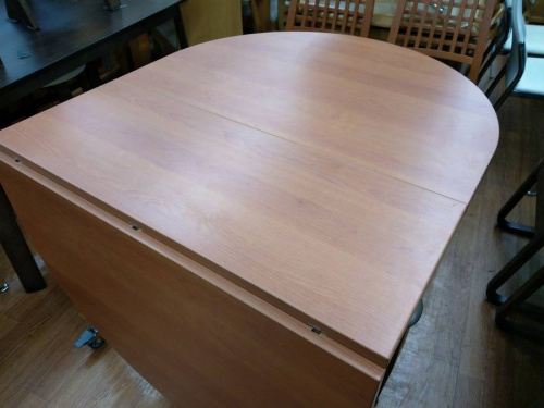 calligarisの日野橋家具