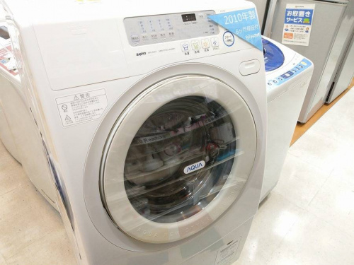 AQUAのドラム式洗濯機
