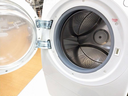 ドラム式洗濯機の洗濯機