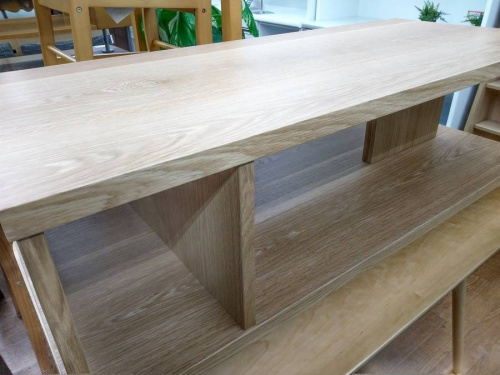 家具・インテリアのセンターテーブル