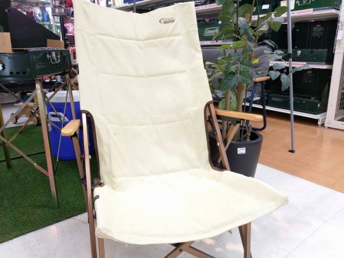キャンプ用品のアウトドアチェア