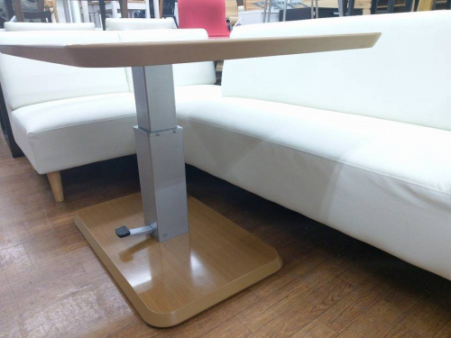 日野橋家具のニトリ