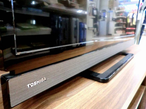 液晶テレビのTOSHIBA