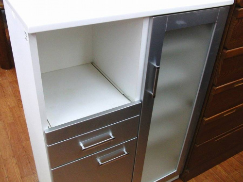 家具のカップボード・食器棚