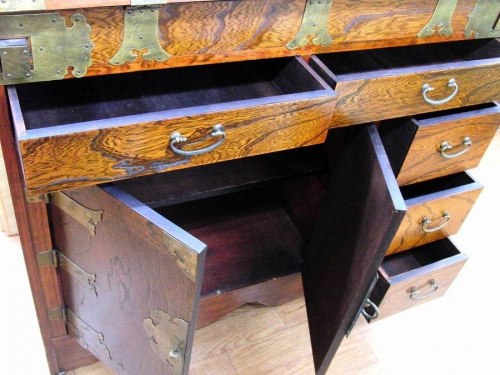 季朝家具
