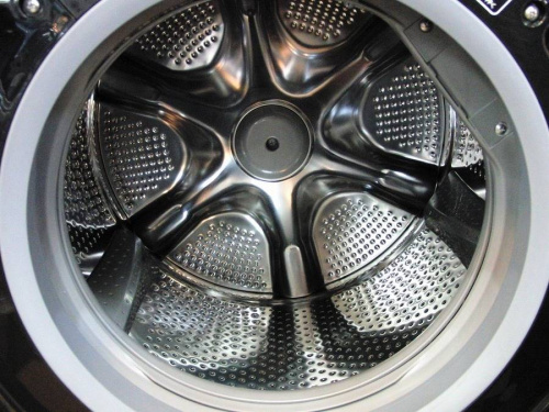 日野橋家具のドラム式洗濯機