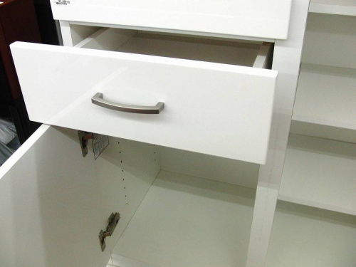 日野橋家具のレンジ台