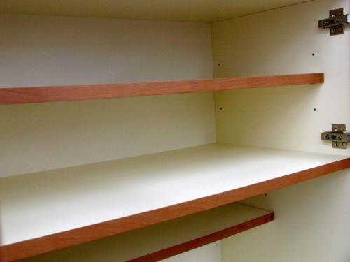 日野橋家具の末次家具