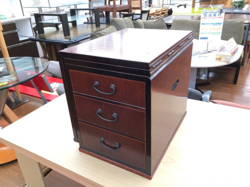 中古家具　立川日野橋の文机