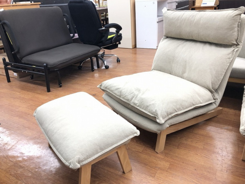 家具のソファ