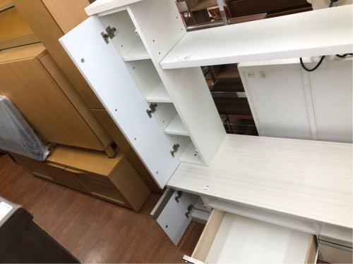 中古　テレビ台