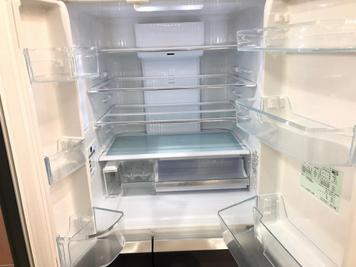 冷蔵庫の6ドア冷蔵庫