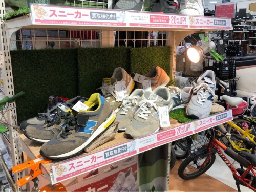 中古　スニーカーのＮＩＫＥ