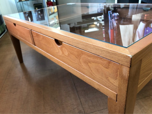 中古　テーブルの中古　コレクションボード