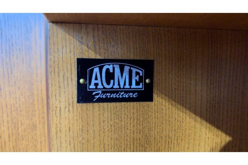 ACME FURNITUREの立川中古家具