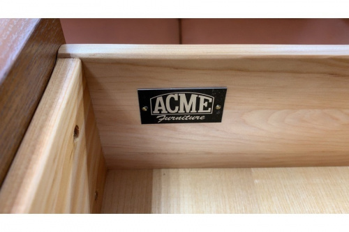 ACME FURNITUREの立川中古家具
