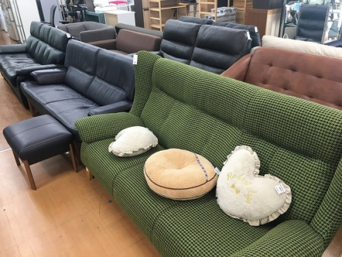 ブラック×ブラウンの立川中古家具