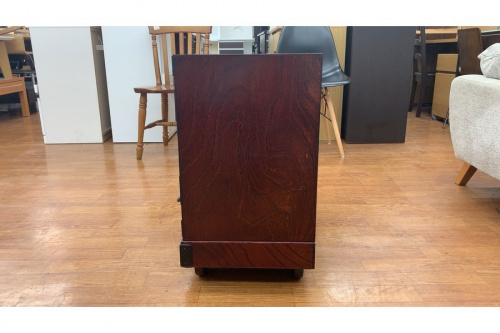 小ぶり収納車箪笥の岩谷堂箪笥