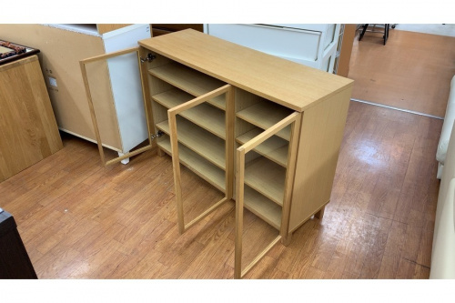 オーク材キャビネットの無印良品