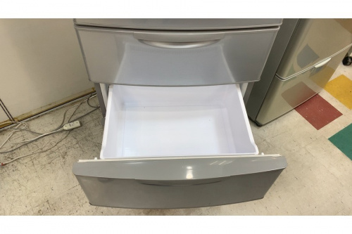 AQUAの立川中古冷蔵庫