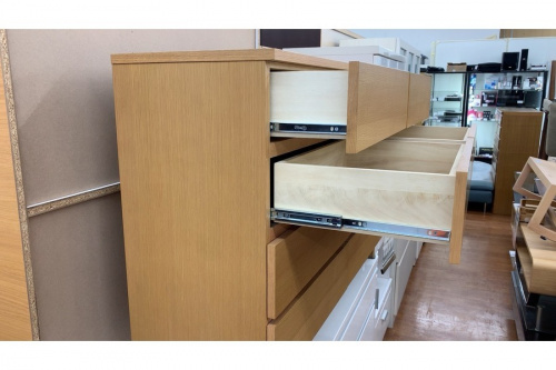 チェストのローチェスト