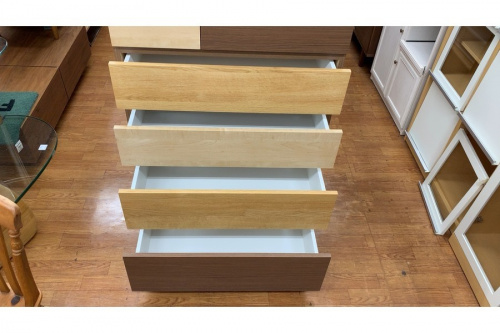 ハイチェストのニトリ